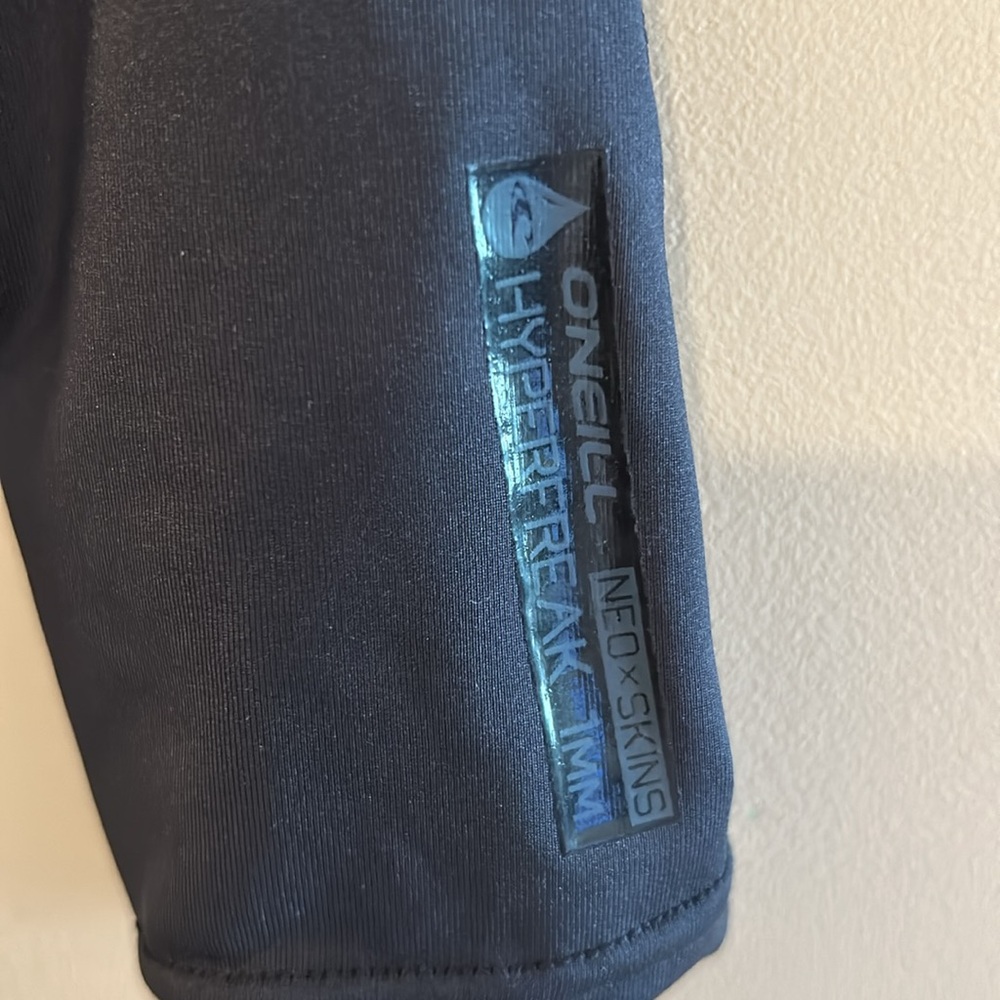 NWT, O’Neill, hyperfreak 1 mm neoprene/skin long sleeve top, S - Picture 3 of 12
